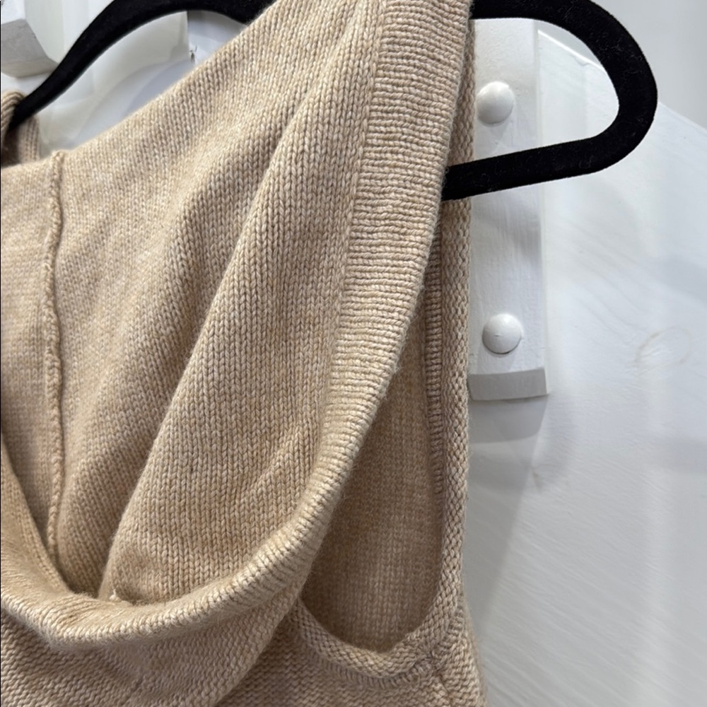 Banana Republic Tan Hooded Knit Lambs Wool Vest with Pockets - Picture 6 of 7